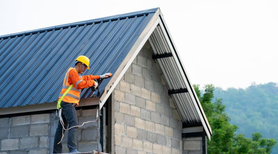 Professional Flat Roofing Installation in Hartselle, AL